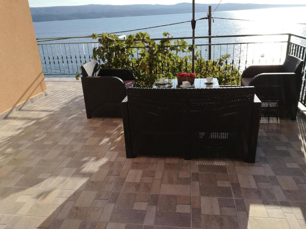 House Karlo Apartments Omiš Exterior foto