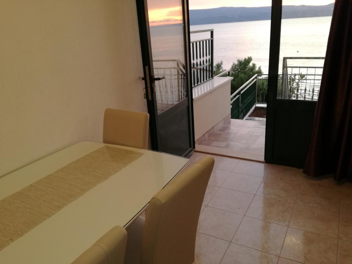 House Karlo Apartments Omiš Exterior foto